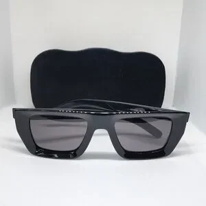 Gucci | Accessories | New Auth Gucci Gg723s 01 Black Flat 